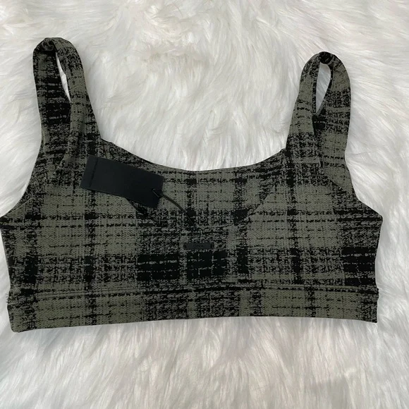 ❗️NWT❗️| ONA | Plaid sports bra and pants set. - Picture 11 of 16